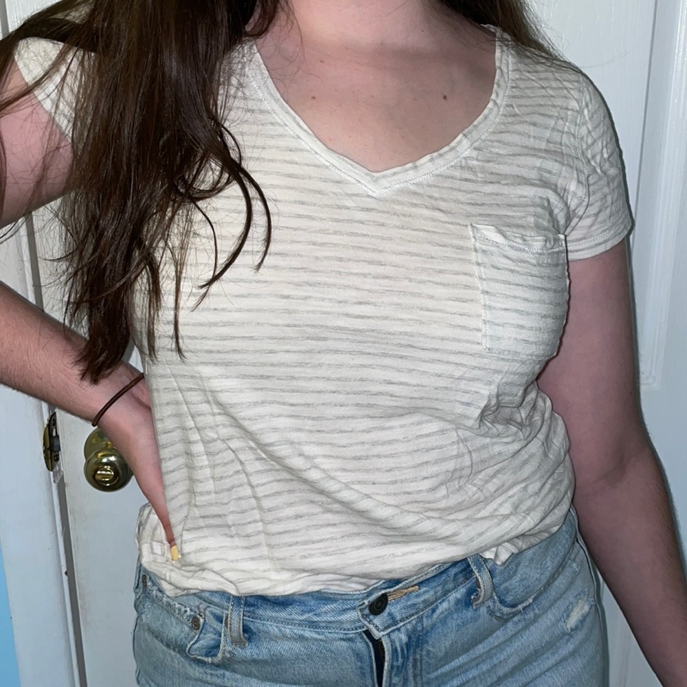 White and Grey Striped Abercrombie&Fitch T-Shirt